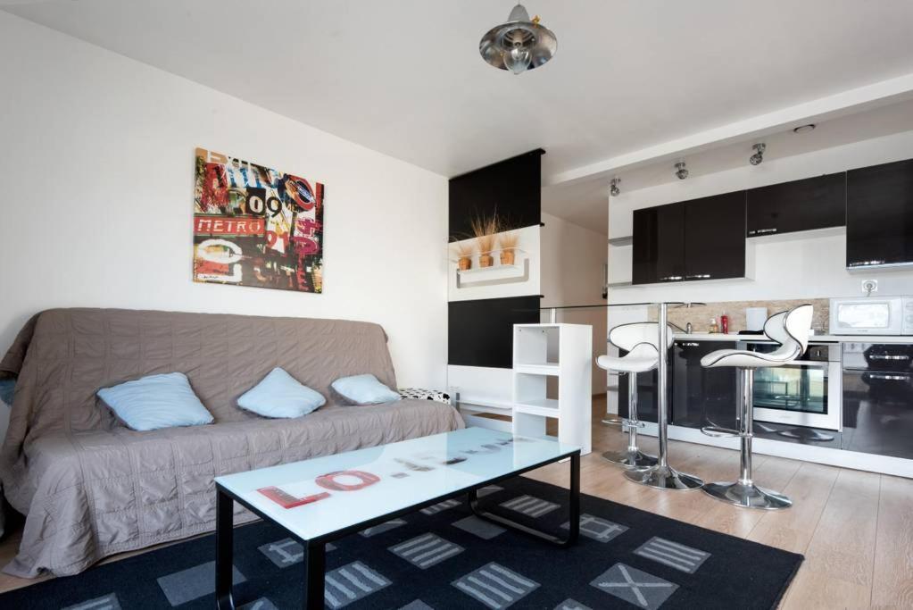 Maison *** Avec Cour 3Km Plage Et La Rochelle Saint-Vivien  Kültér fotó